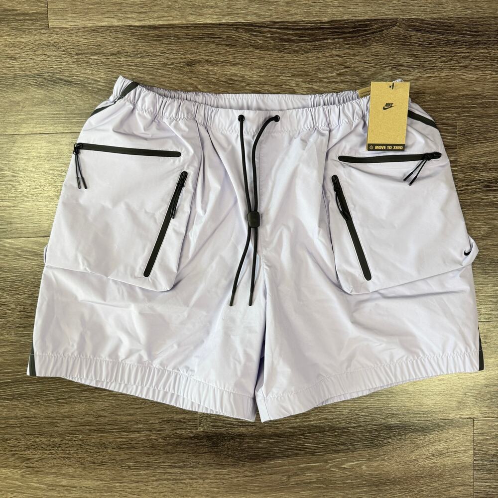 Nike Tech Men's Large Super Lightweight Cargo Shorts Light Purple HJ2946-515